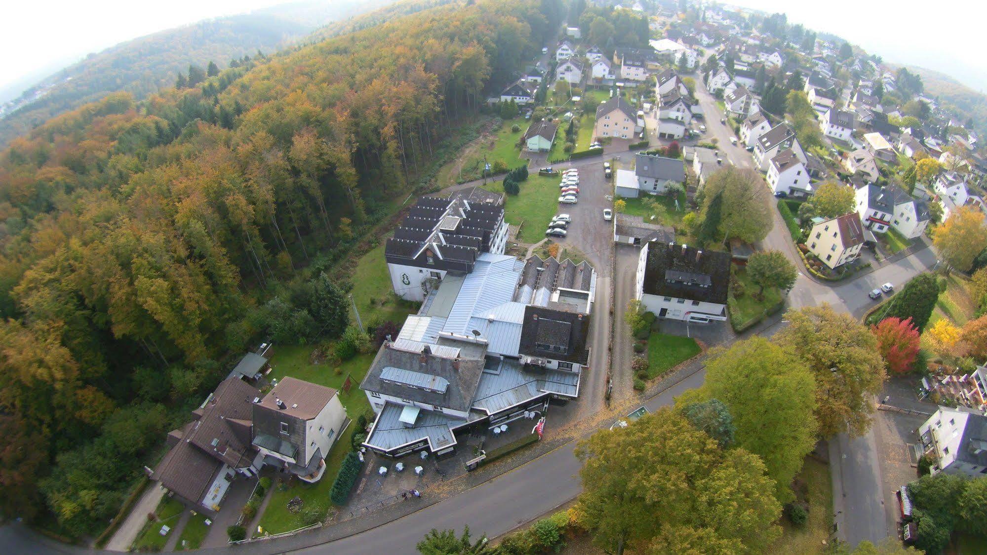 Landhotel Westerwald Ehlscheid Exteriör bild